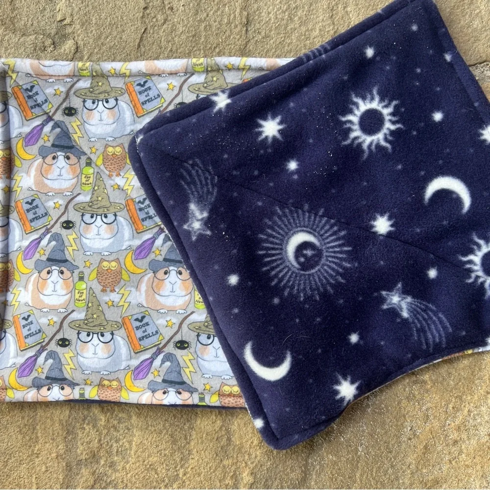 Guinea Pig Rabbit Small Animal Pee Pad Wizard Washable 11” Lap Reversible